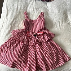 Disney Store Girls Dress, Size 7/8, one once for pictures.